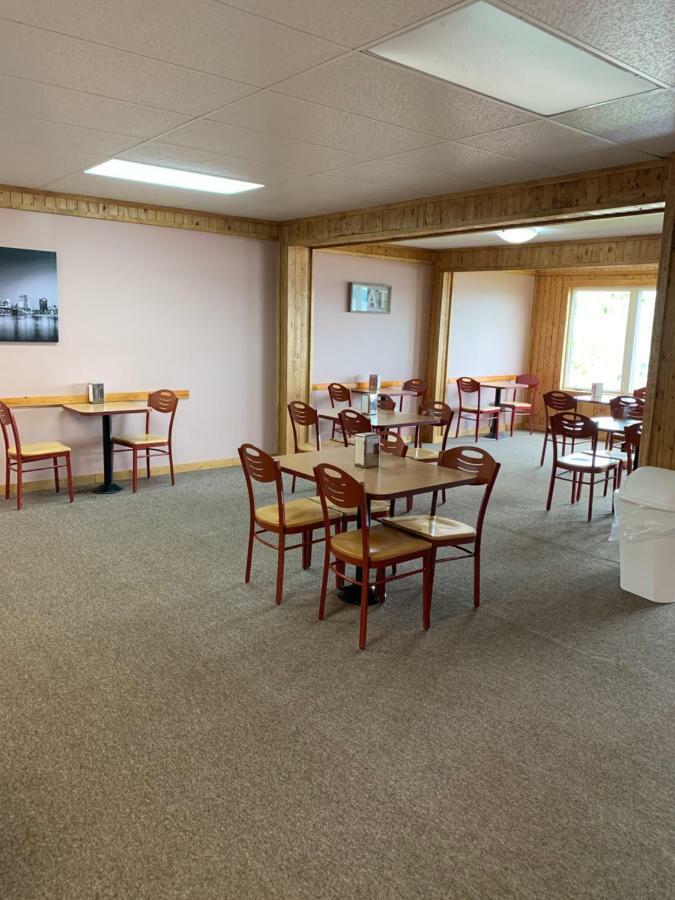 Exploits Inn And Suites Botwood المظهر الخارجي الصورة