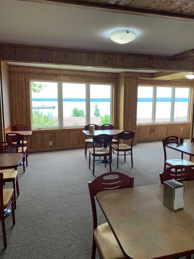 Exploits Inn And Suites Botwood المظهر الخارجي الصورة